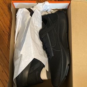 Nike Air Zoom Pegasus 38 - Size 12